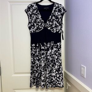 Jones New York Black and White Floral Midi Dress